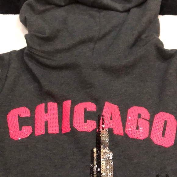 Pink Skyline Destination Chicago 2015 Full Zip 😘 - Picture 3 of 4